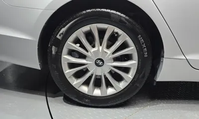 Hyundai Sonata 2016, 115804 км, за 6370.67 USD