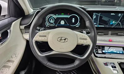 Hyundai Grandeur 2022, 62423 км, за 16083.86 USD - фото 13