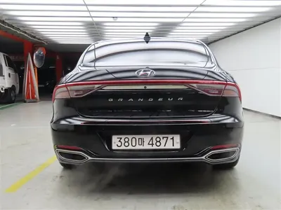 Hyundai Grandeur 2020, 116827 км, за 10831.04 USD