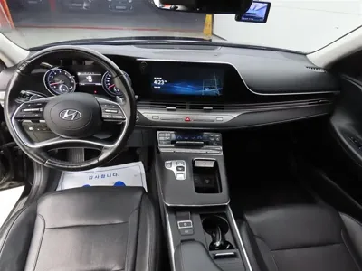 Hyundai Grandeur 2020, 116827 км, за 10749.19 USD - фото 7