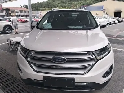 Ford Edge 2015, 135000 км, за 7466.34 USD