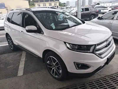 Ford Edge 2015, 135000 км, за 7466.34 USD