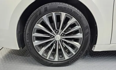 Hyundai Grandeur 2014, 156445 км, за 4569.53 USD