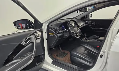 Hyundai Grandeur 2014, 156445 км, за 4569.53 USD - фото 10