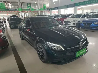 Mercedes-Benz C-Class 2021, 54300 км, за 18378.1 USD
