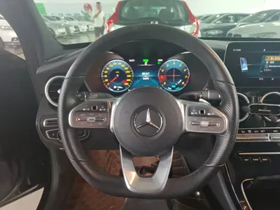 Mercedes-Benz C-Class 2021, 54300 км, за 18378.1 USD - фото 11
