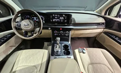 Kia Canival 2021, 59244 км, за 15850.68 USD - фото 7
