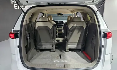 Kia Canival 2021, 59244 км, за 15850.68 USD - фото 18