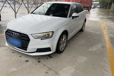 Audi A3 2018, 101300 км, за 9101 USD