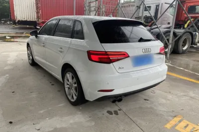 Audi A3 2018, 101300 км, за 9101 USD