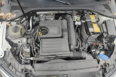 Audi A3 2018, 101300 км, за 9101 USD - фото 19