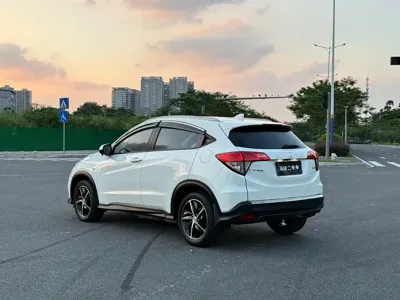 Honda Vezel 2021, 33000 км, за 9315.93 USD