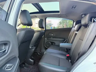 Honda Vezel 2021, 33000 км, за 9315.93 USD - фото 18