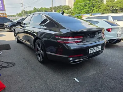 Genesis G80 2022, 102000 км, за 17263.85 USD