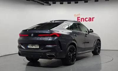BMW X6 2022, 39049 км, за 48519.34 USD