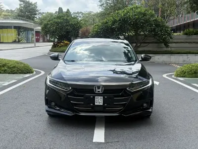 Honda Accord 2023, 28000 км, за 18535.69 USD