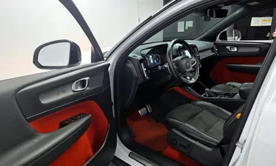 Volvo XC40 2019, 137097 км, за 11192.04 USD - фото 9