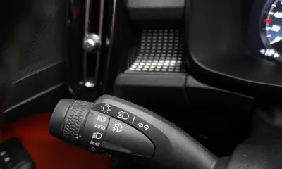 Volvo XC40 2019, 137097 км, за 11192.04 USD - фото 17