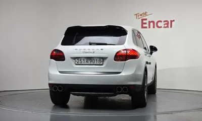 Porsche Cayenne 2012, 178484 км, за 9124.33 USD