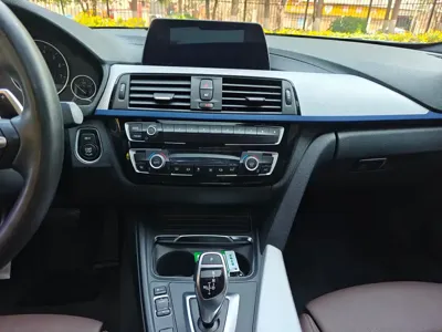 BMW 3 Series 2019, 45000 км, за 14704.79 USD - фото 11