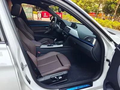 BMW 3 Series 2019, 45000 км, за 14704.79 USD - фото 15