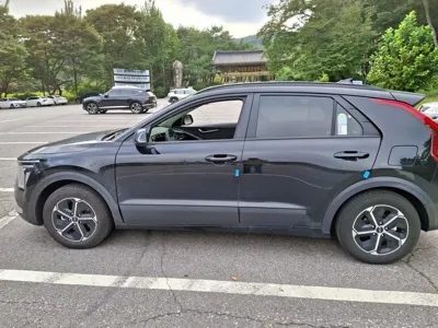 Kia Niro 2025, 18000 км, за 19758.97 USD
