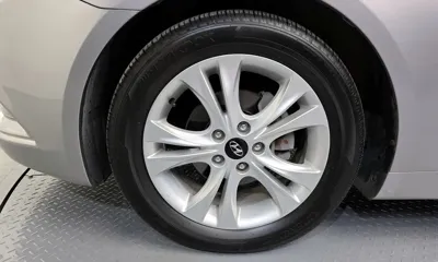 Hyundai Sonata 2011, 100017 км, за 2667.19 USD