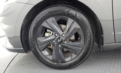 Hyundai Avante 2021, 44563 км, за 12994.86 USD