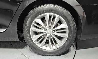 Hyundai Grandeur 2016, 126142 км, за 5202.84 USD - фото 21