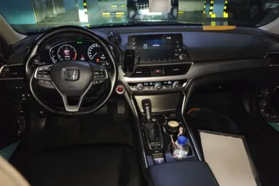 Honda Accord 2018, 122899 км, за 11949 USD - фото 9