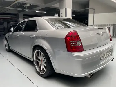 Chrysler 300C 2008, 94917 км, за 12893.14 USD