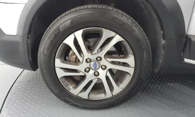 Volvo XC70 2012, 333391 км, за 2317.88 USD