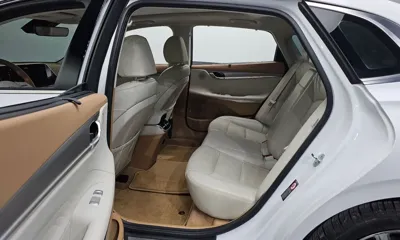 Hyundai Grandeur 2020, 82501 км, за 15426.02 USD - фото 11