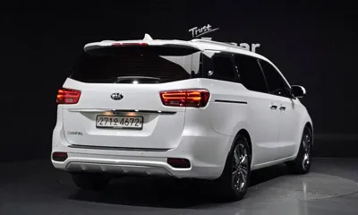 Kia Canival 2019, 145076 км, за 10838.15 USD
