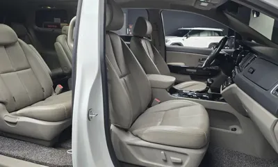 Kia Canival 2019, 145076 км, за 10838.15 USD - фото 10