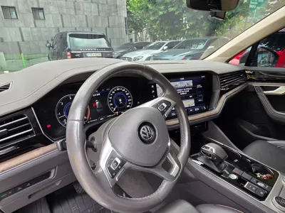 Volkswagen Touareg 2020, 172925 км, за 20940 USD - фото 16
