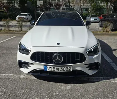 Mercedes-Benz E-Class 2023, 22613 км, за 37168.7 USD