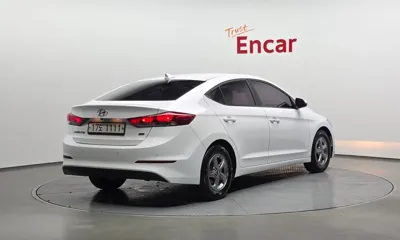 Hyundai Avante 2017, 90223 км, за 6511.69 USD