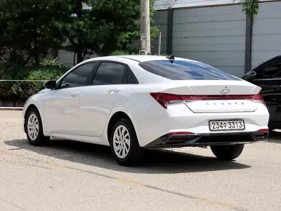 Hyundai Avante 2022, 67687 км, за 9621.01 USD