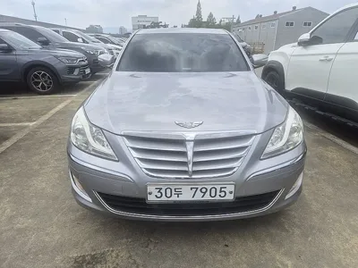 Hyundai Genesis 2012, 167601 км, за 3569.54 USD