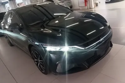 BYD Han 2022, 73500 км, за 22034 USD