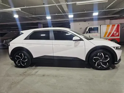 Hyundai Ioniq5 2023, 346800 км, за 10245.91 USD