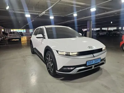 Hyundai Ioniq5 2023, 346800 км, за 10245.91 USD