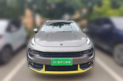 Lynk & Co 02 2022, 28600 км, за 9753 USD