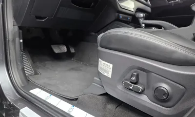 KG_Mobility_Ssangyong Rexton 2024, 8680 км, за 18753.66 USD - фото 31
