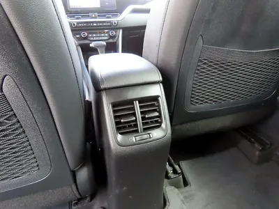 Kia Niro 2021, 37599 км, за 13531.11 USD - фото 17