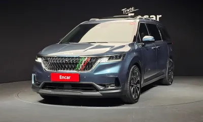 Kia Canival · 2023 год