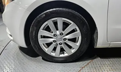 Kia K3 2014, 80116 км, за 4394.38 USD