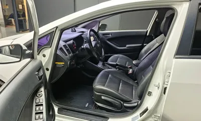 Kia K3 2014, 80116 км, за 4394.38 USD - фото 10