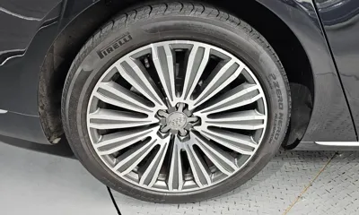 Audi A8 2015, 169782 км, за 10699.75 USD